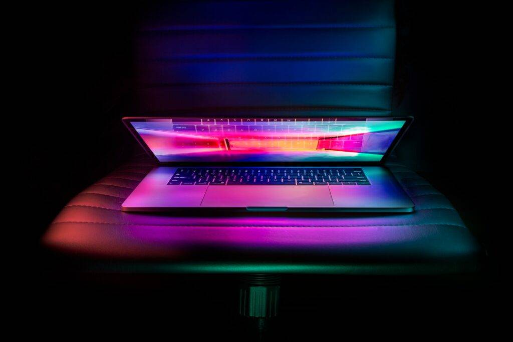 新MacBook Air 以MBP 14 吋作蓝本新MBP 13 押后推出