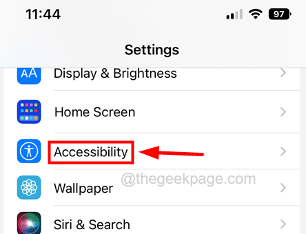 如何在iPhone上关闭黑白