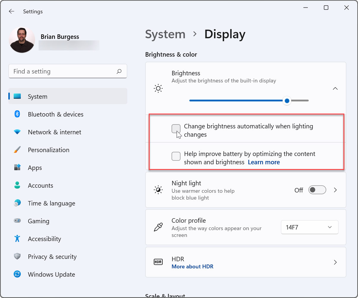 Windows 11上如何管理自动亮度设置？