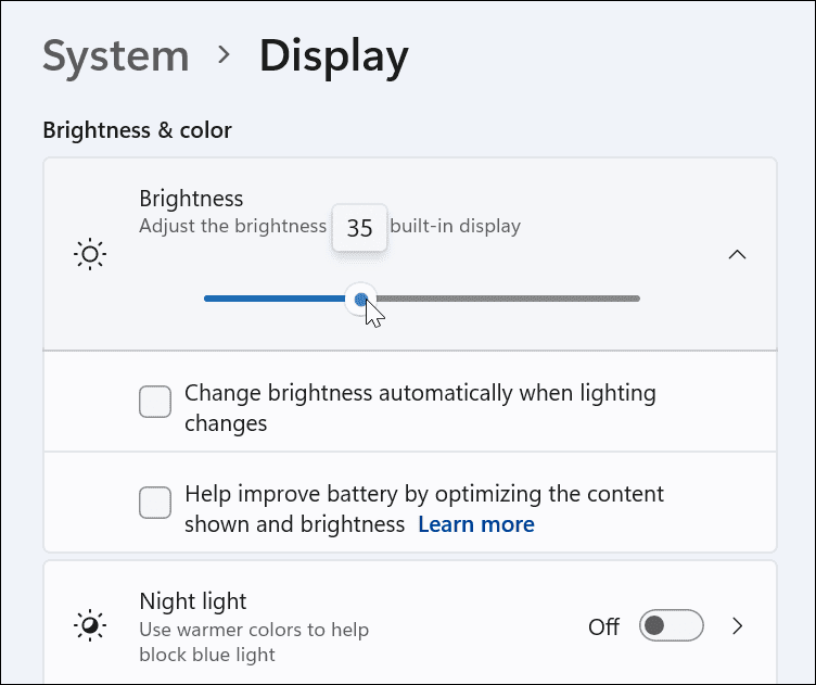 Windows 11上如何管理自动亮度设置？