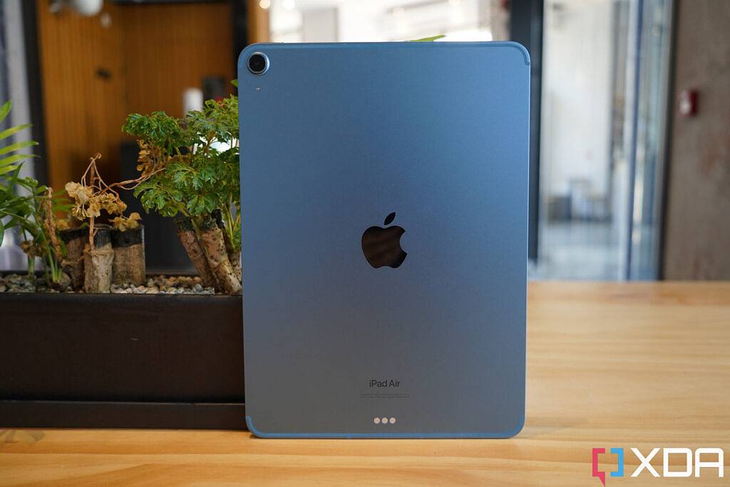 iPad-Air-2022-XDA-123434-1024x683-1