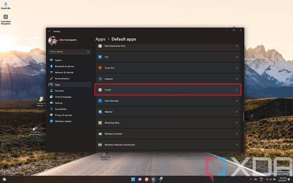 Default-apps-list-showing-Vivaldi-as-an-installed-app-1024x640-1