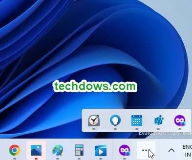 如何在 Windows 11 22H2 上启用隐藏的任务栏溢出