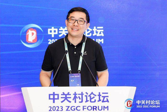 距离人工智能走进千家万户，还有多远？