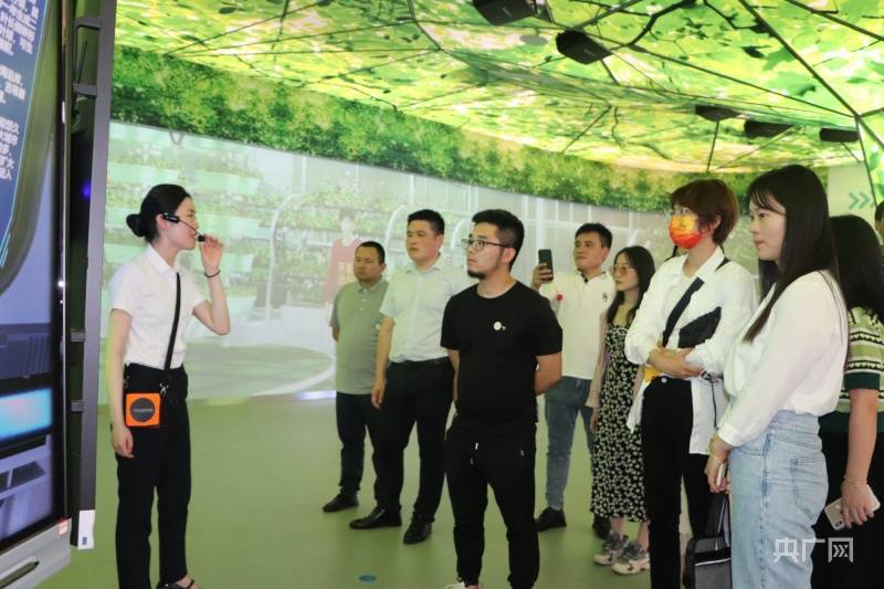 南昌红谷滩区：“元宇宙”种菜 数字赋能织出乡村振兴“智富梦”