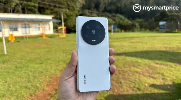 外媒盛赞小米13 Ultra:出色相机性能与整体设计备受称赞