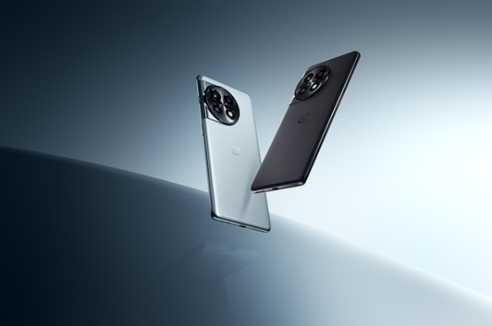 安卓阵营迎来新突破:一加Ace 2 Pro搭载24GB超大物理内存