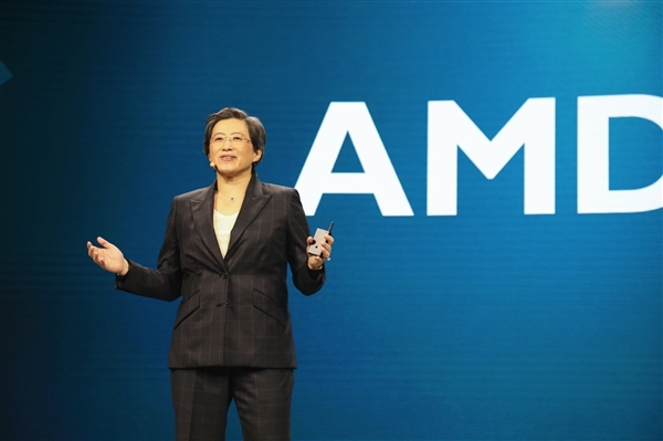 AMD发布会揭秘:新一代EPYC处理器与MI300显卡抗衡英伟达