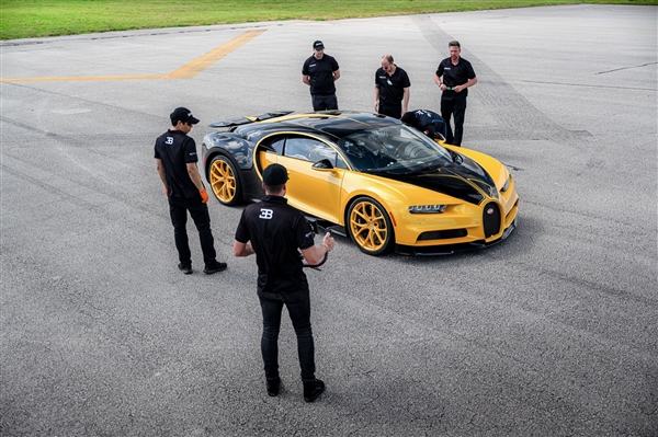 布加迪车主勇破极限,Chiron Super Sport展现惊人性能