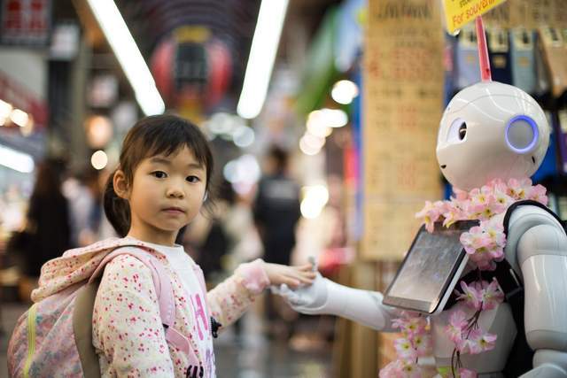 Uber部署2000机器人大军？AI送外卖的时代要来了吗？