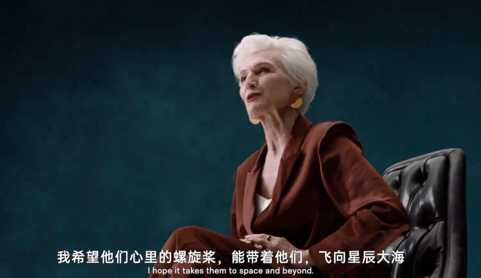 马斯克再出大招！特斯拉人形机器人迎来快速迭代，行业新机遇来了？