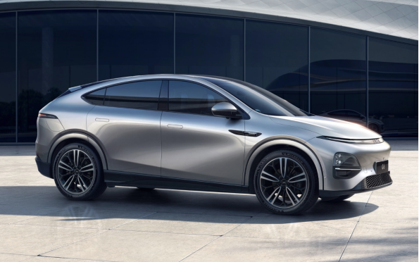 小鹏G6:挑战特斯拉Model Y的中型纯电SUV