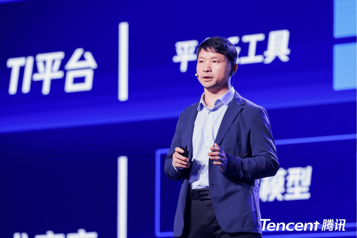 2023世界人工智能大会:腾讯云MaaS再升级,AI for Science取得新突破
