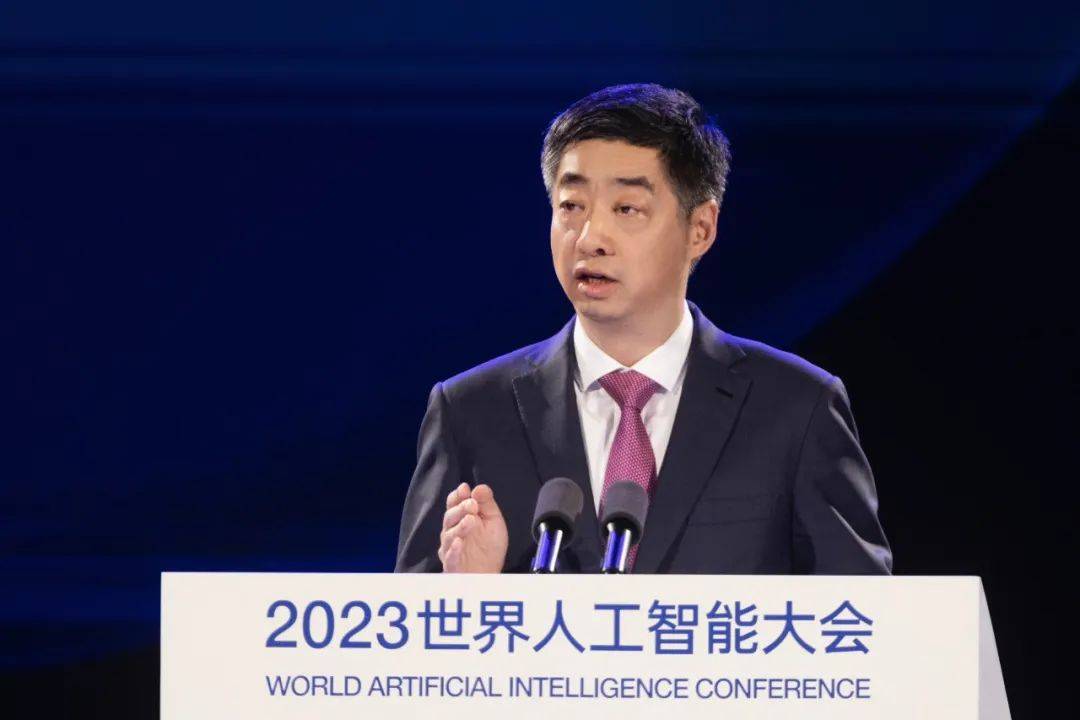 胡厚崑:推进人工智能走深向实,持续创造行业价值