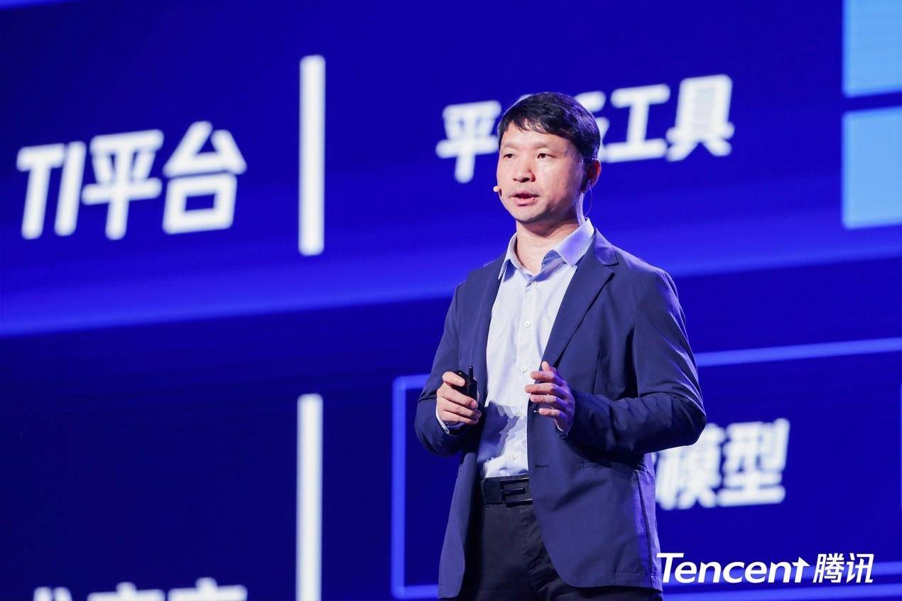 腾讯大模型的现实主义:在场景中解决企业“AI焦虑”