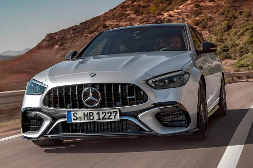 重新点火:梅赛德斯-AMG将重新启用V8引擎,C63和E63车型计划重燃战火