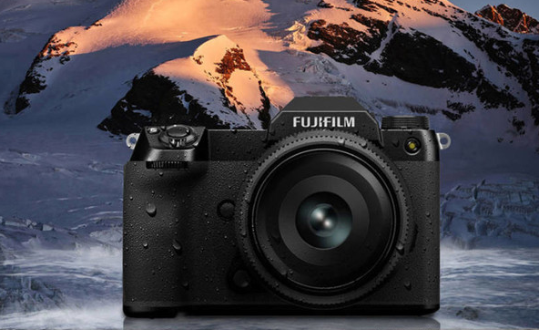 Fuji Rumors披露：富士GFX 100的下一代可能保留“倾斜和可拆卸”的EVF设计