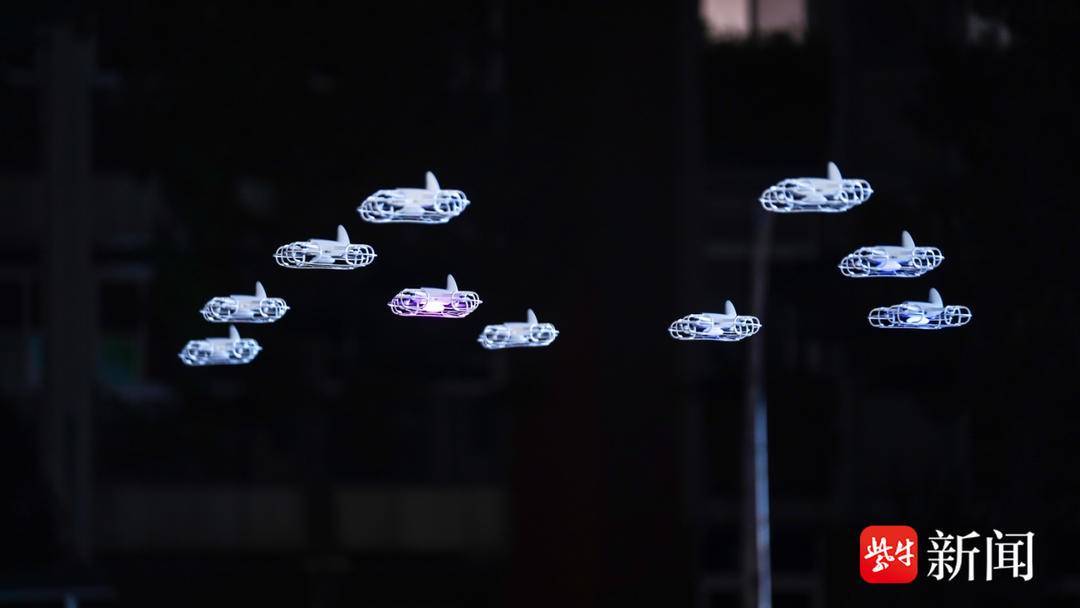 无人机表演点亮夜晚！南师附中这所初中毕业典礼太酷了！