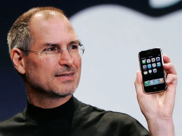初代iPhone 4GB版本拍卖创历史纪录，成为全球最贵手机