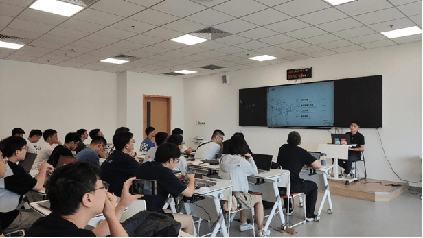 云深处与昇腾CANN携手合作：开设ROS四足机器狗开发训练营
