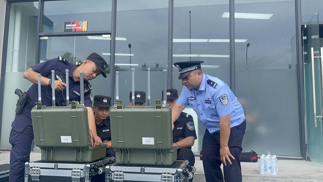 严打“黑飞”,无人机检测反制设备护航大运会净空安全