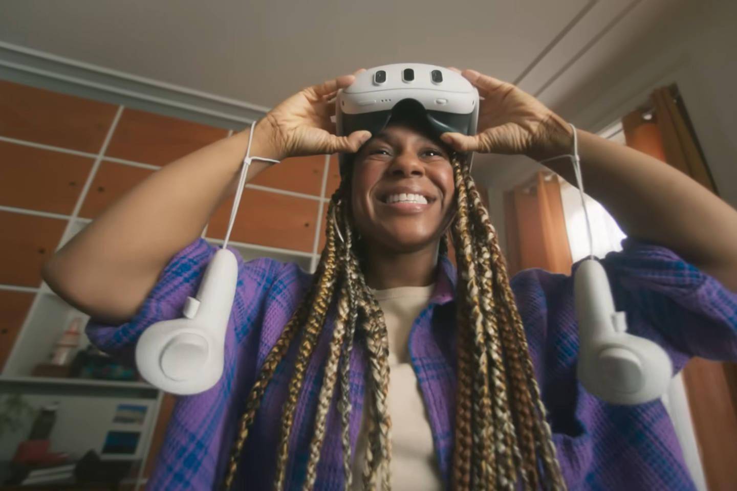 Meta Quest 3 VR 头显已现身 FCC,9 月 27 日公布更多信息