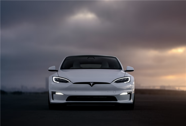 特斯拉宣布重大调整:Model S/X价格再度下调,Model 3获得保险补贴