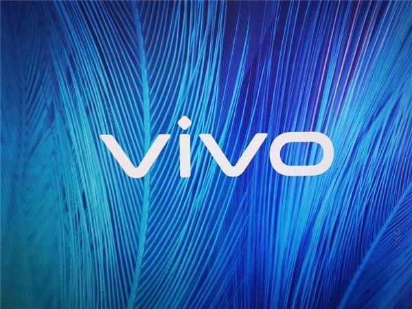 即将发布的vivo OriginOS 4.0将搭载内置AI大模型,预计在10月正式登场