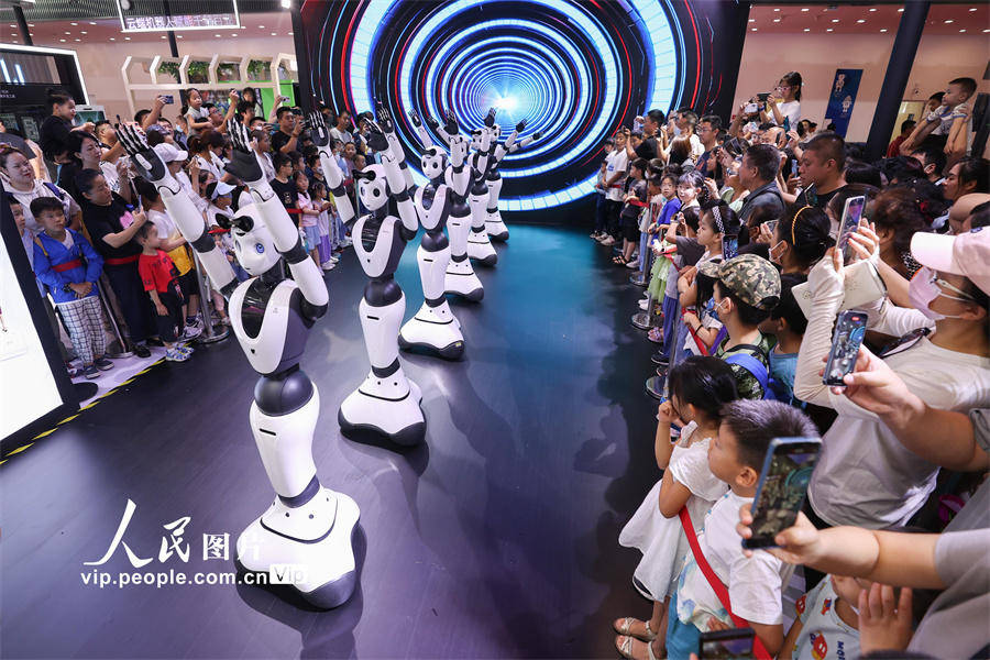 2023年世界机器人博览会在北京圆满结束,互动体验区受到热烈欢迎