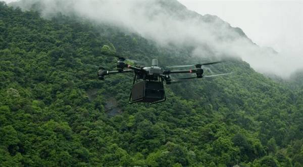 12.5万元起 大疆DJI FlyCart 30运载无人机发布:6000米飞行海拔高度