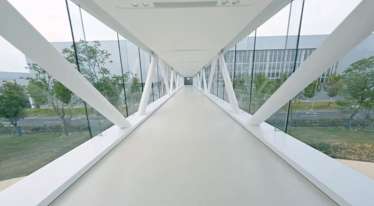 蔚来合肥新桥产业园盛大开幕,集车型展示、试驾交付等多项服务于一体