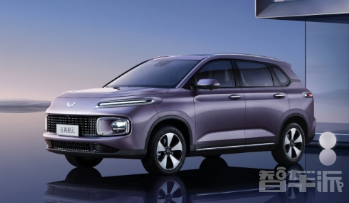 五菱星云:经济高效的燃油混动SUV即将登场