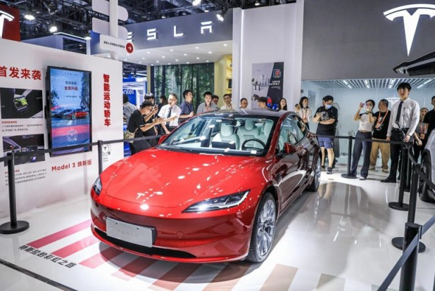 特斯拉中国首发:焕新版Model 3亮相中国国际服务贸易交易会