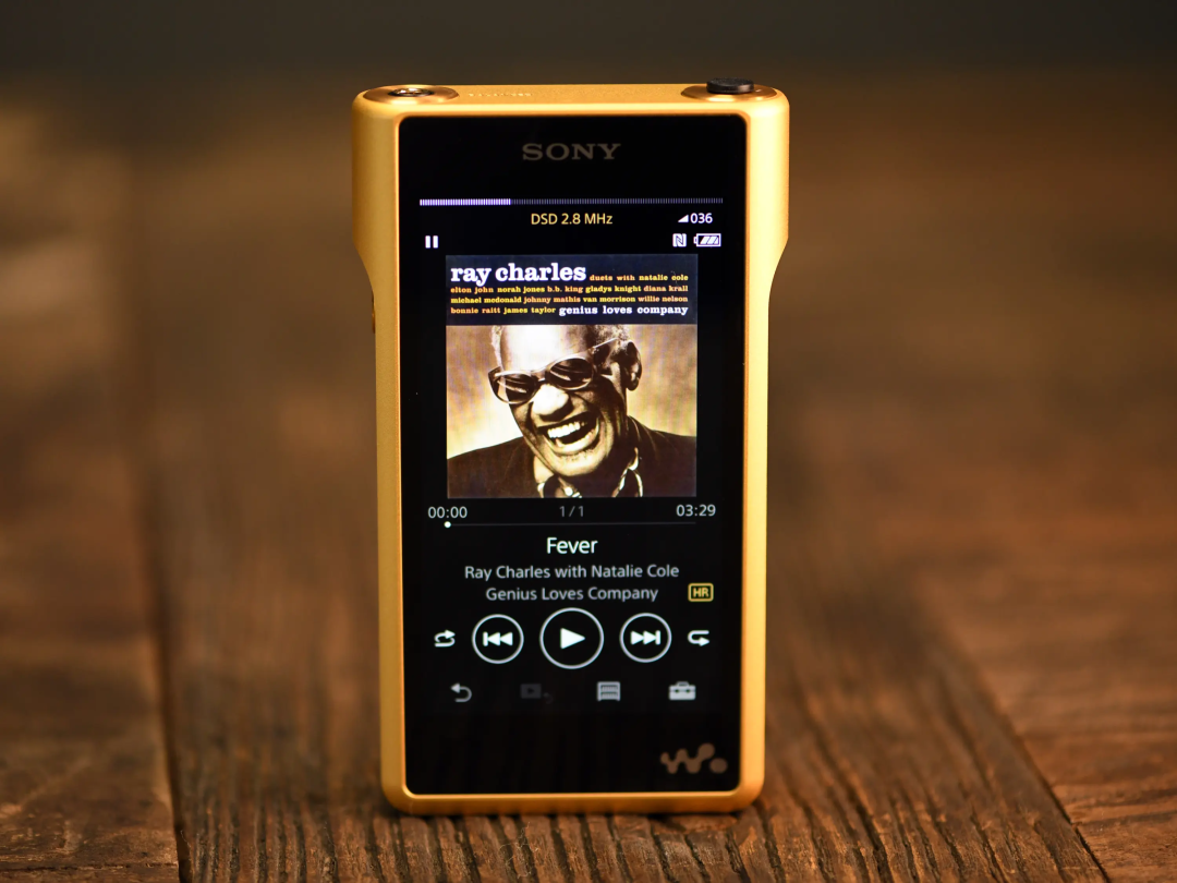 44 岁的索尼 Walkman,还活着
