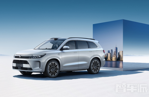 赛力斯汽车与华为合作力作:AITO问界新M7全面升级亮相