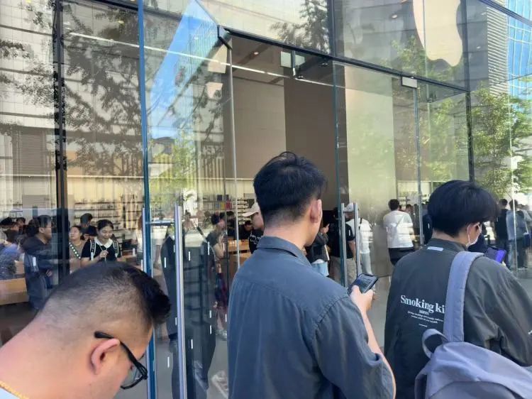 iPhone 15 发售日:标准版价格下跌,Pro 版价格波动较大