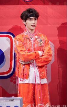 星光璀璨,mithworld沵媞迎接初秋的乐章