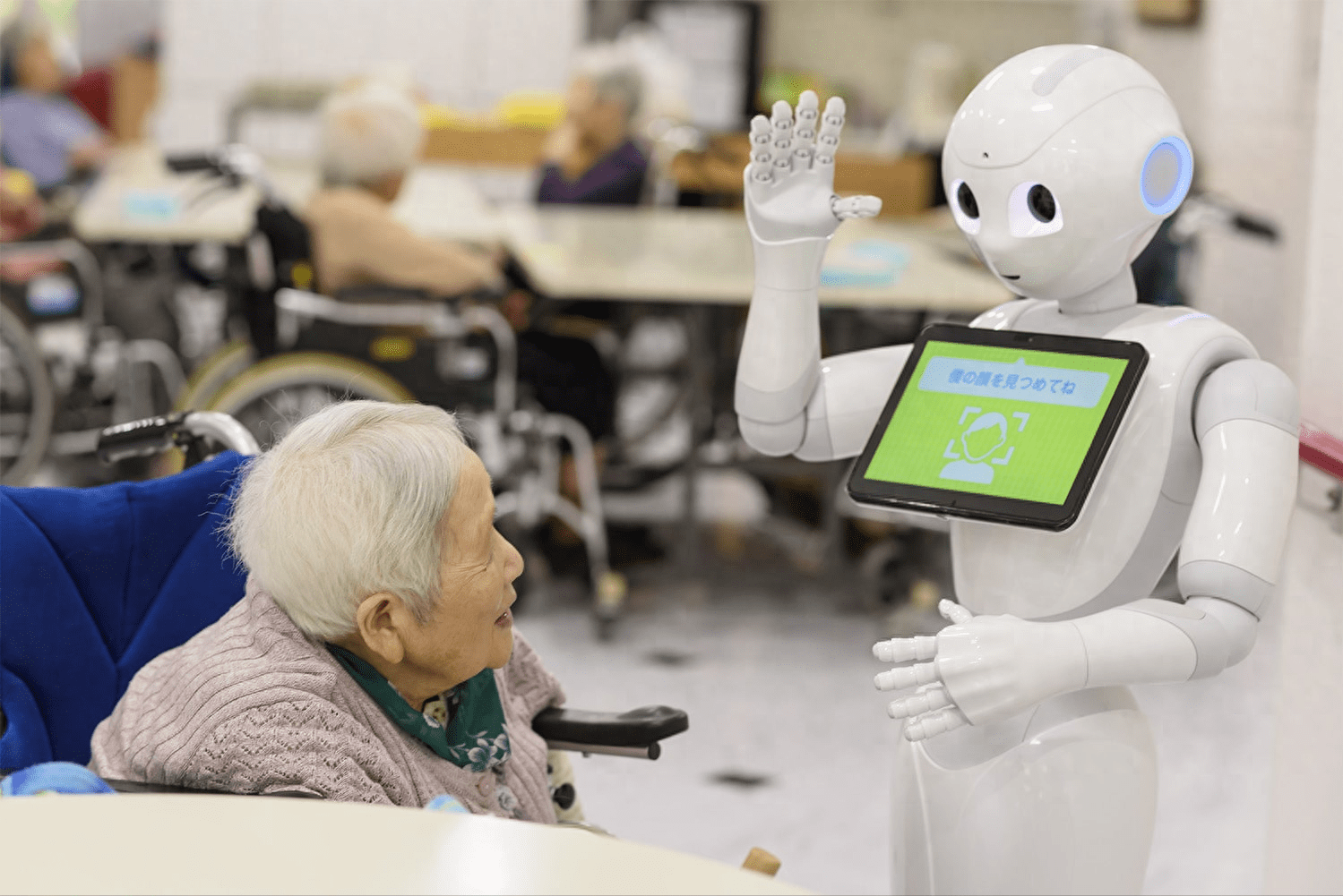 Pepper 机器人,为老年护理注入活力的秘密武器