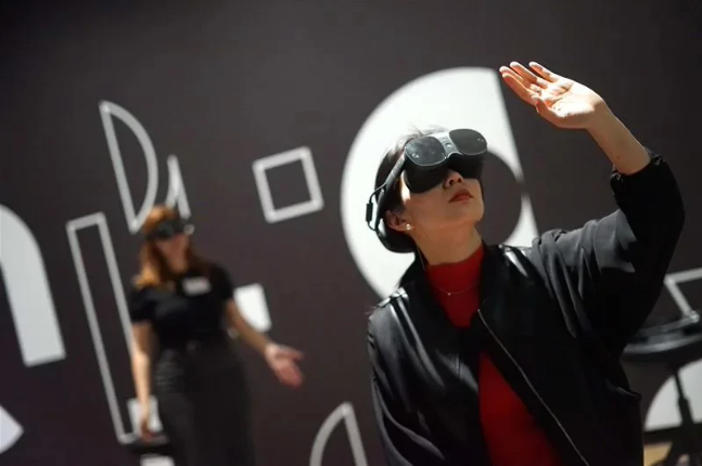 HTC坚决否认2026年退出VR市场的传闻:发表严正声明