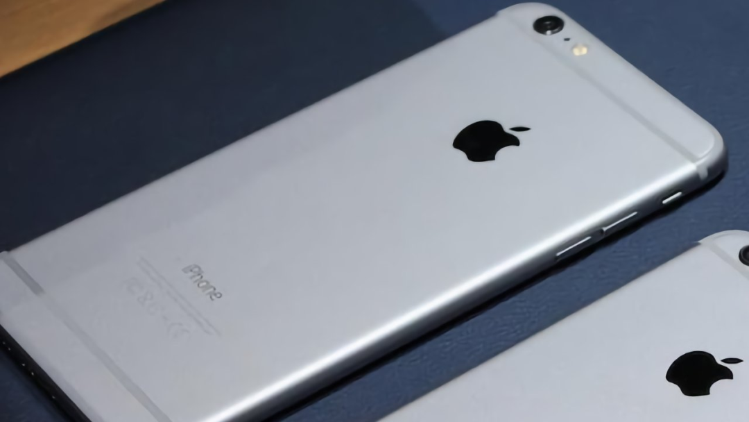 iPhone 外壳材料最全回顾:从塑料进化到金属