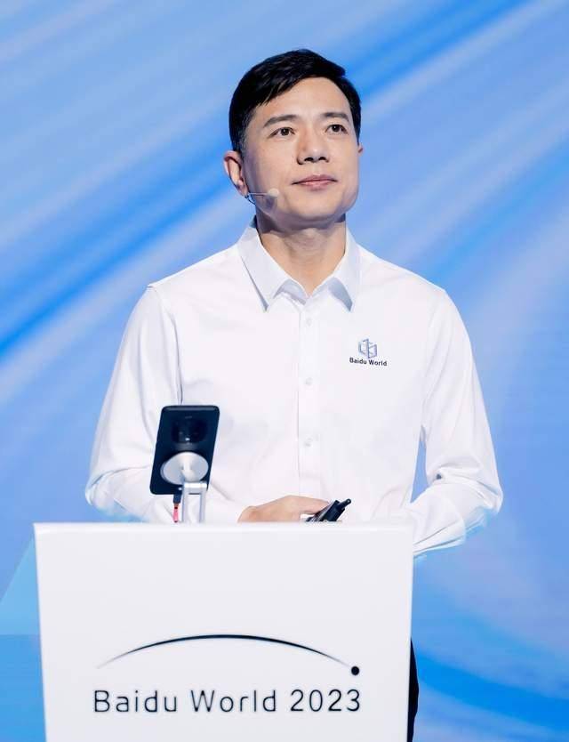 不逊于GPT4:百度全面拥抱AI,新搜索、新网盘统统升级