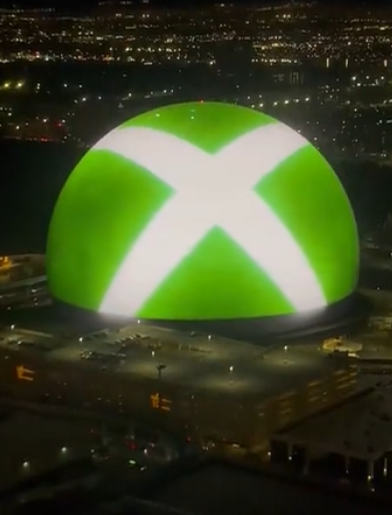微软 Xbox 打广告第二天,索尼 PlayStation 也现身拉斯维加斯球形场馆大屏