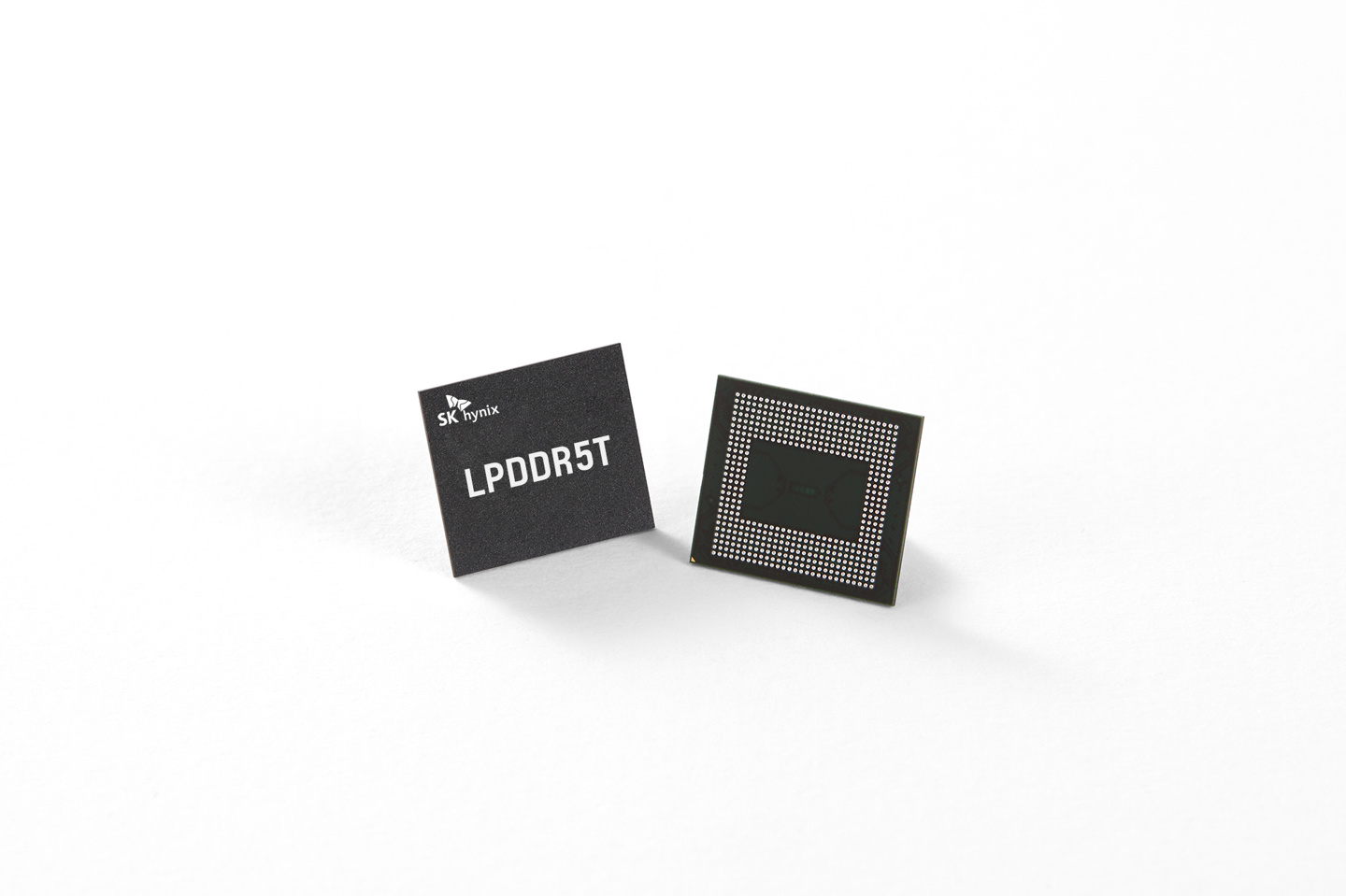 SK 海力士 LPDDR5T 内存通过与高通骁龙 8 Gen 3 的兼容性验证:16GB 容量、速度达 9.6Gbps 完美匹配