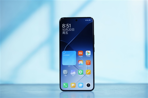 揭秘小米14 Pro屏幕之谜:材料专家的合作揭示