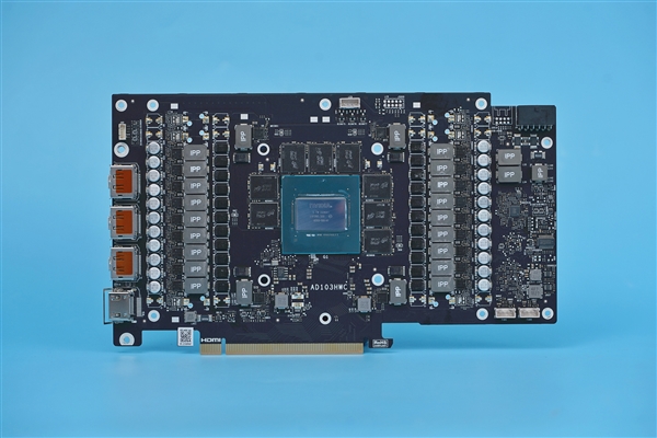 首次曝光:RTX 40 SUPER系列显卡的型号和规格揭晓