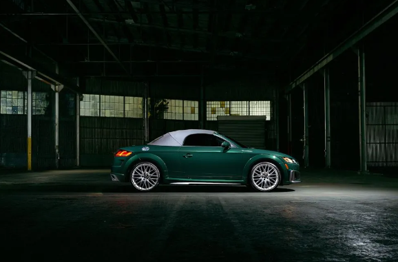 奥迪发布限量版敞篷车：TT Roadster Final Edition，仅限50台