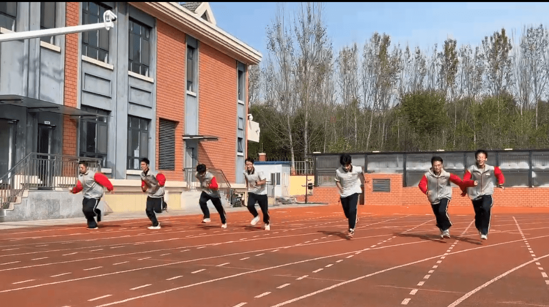 厉害了！莱西这个学校的体育课有了“AI”老师