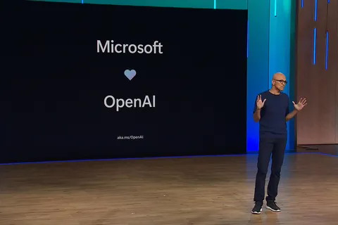 闹大了:大多数 OpenAI 员工威胁要辞职加入微软,除非解散董事会并请回阿尔特曼