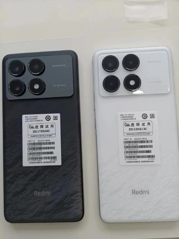 Redmi K70系列手机外观揭秘:搭载天玑8300-Ultra处理器 纹理设计引发热议