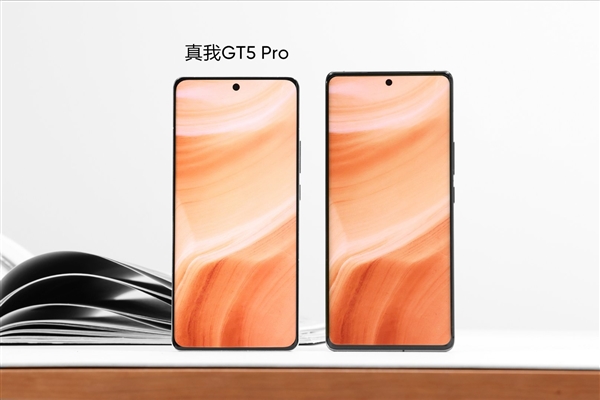 倒计时开始:真我GT5 Pro将领先业界,带来更顺滑的手感和直屏观感